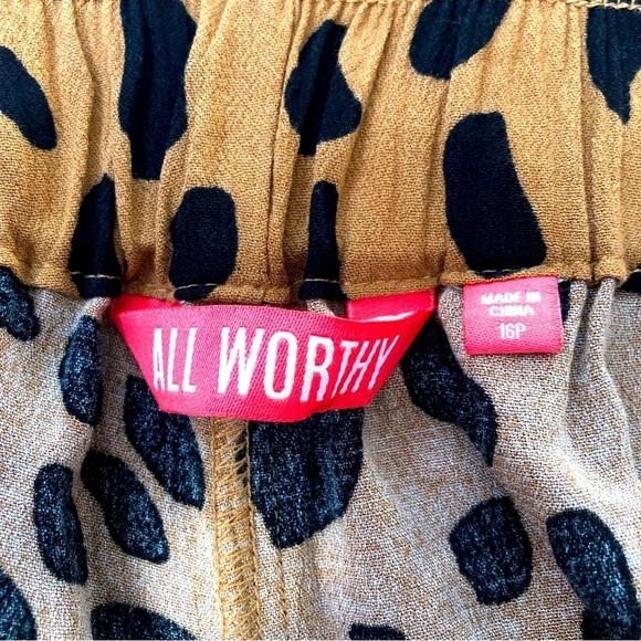 All Worthy Hunter McGrady Printed Wide Leg Pants with Belt - Picture 2 of 6